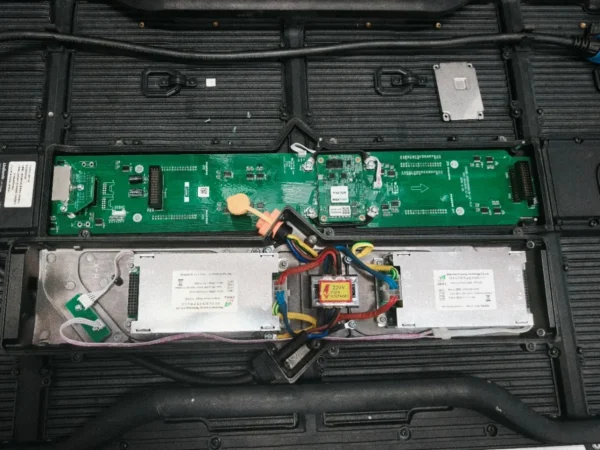 Used Unilumin LED screen P3.91 (UGM II 2023, 114 sqm) - photo 17